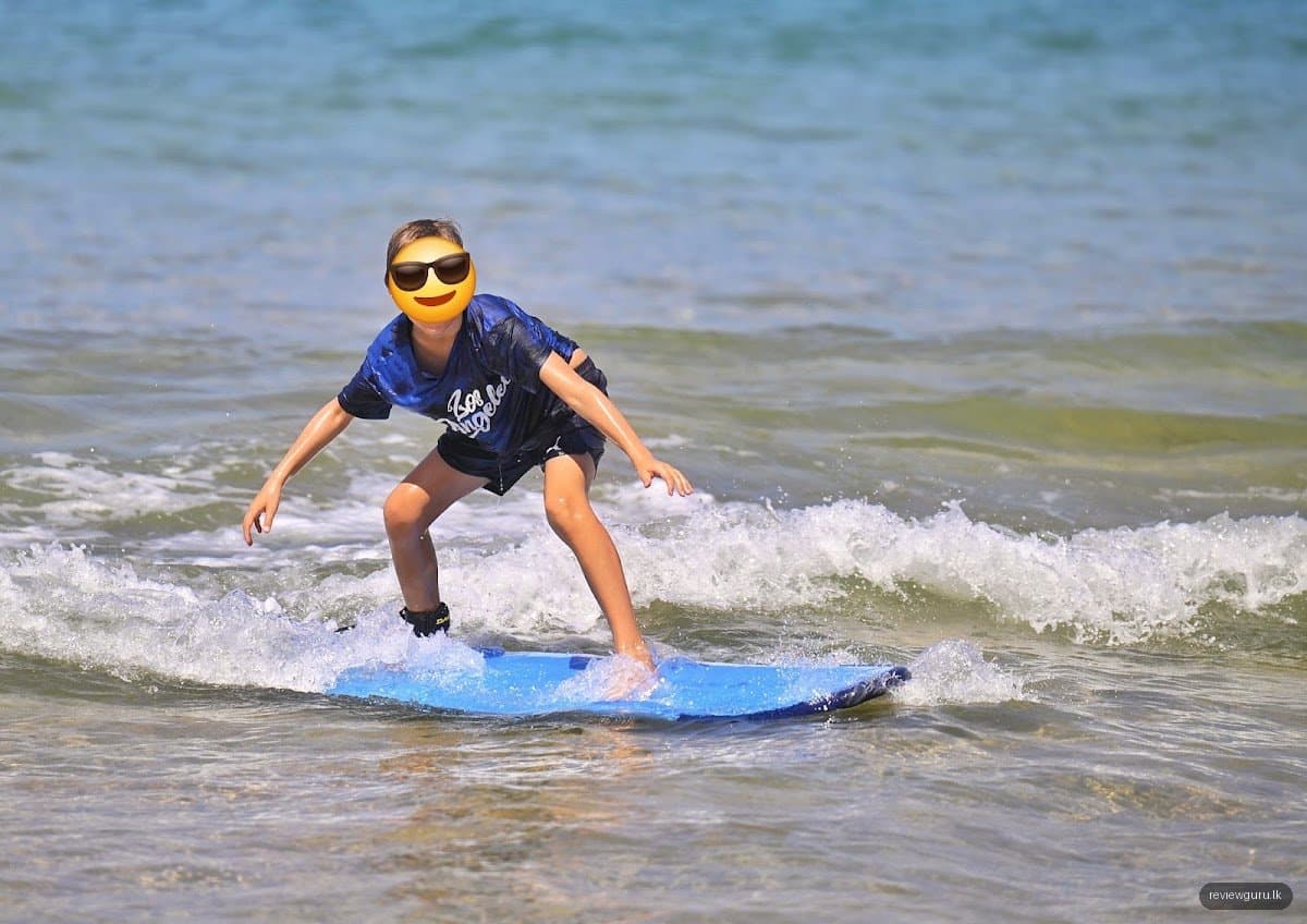 Bay middle surf school