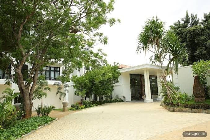 Lagoon Paradise Beach Resort