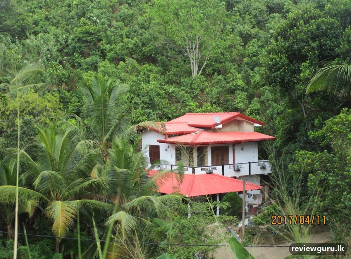 Maneesha Guest House