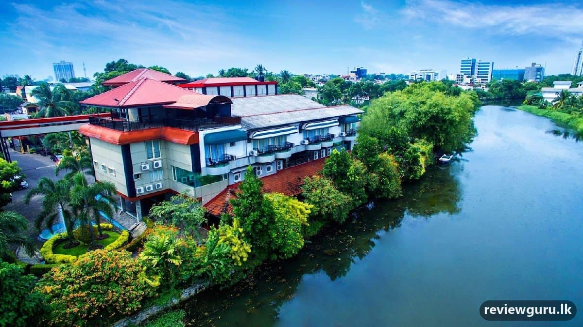 Opulent River Face Hotel