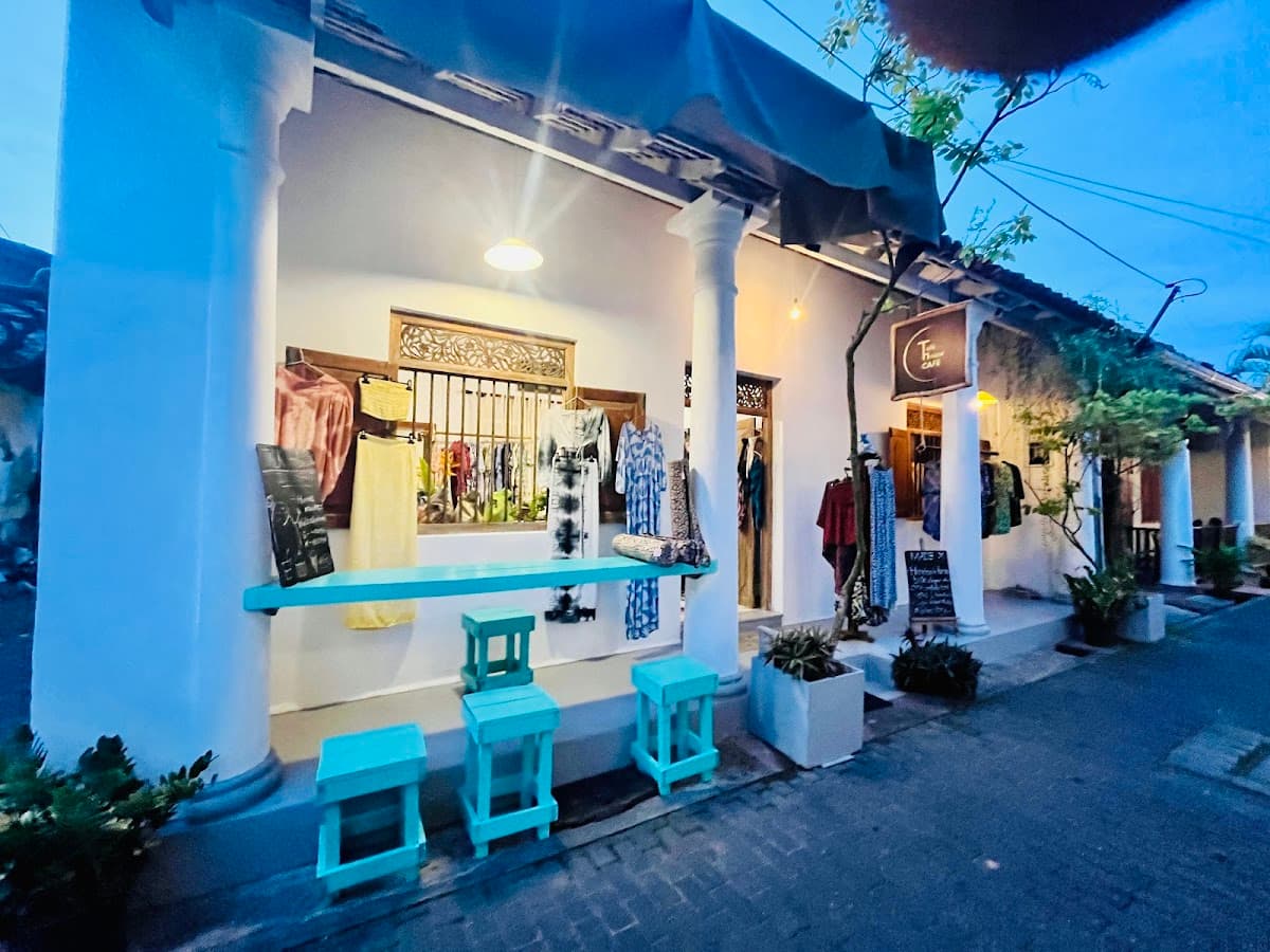 Talk House Gallery and Cafe