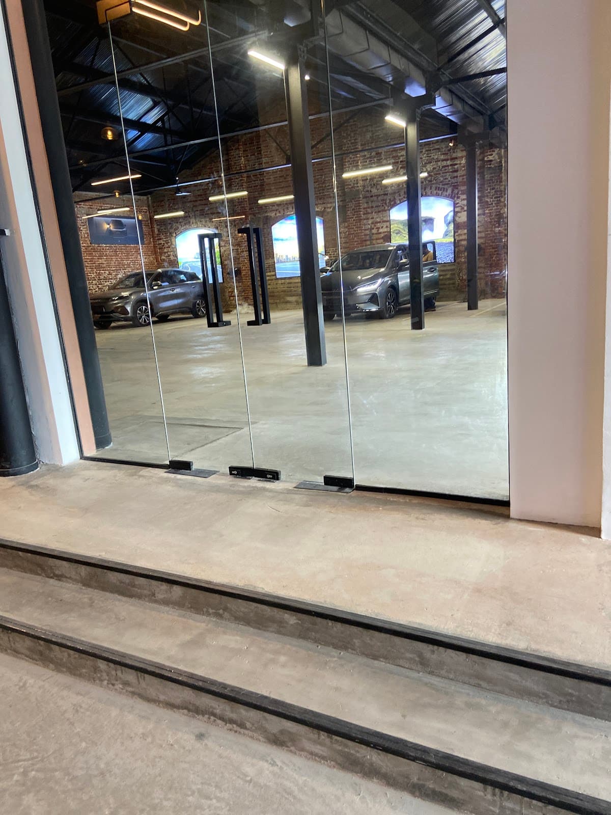 BYD Showroom Colombo by John Keells CG Auto
