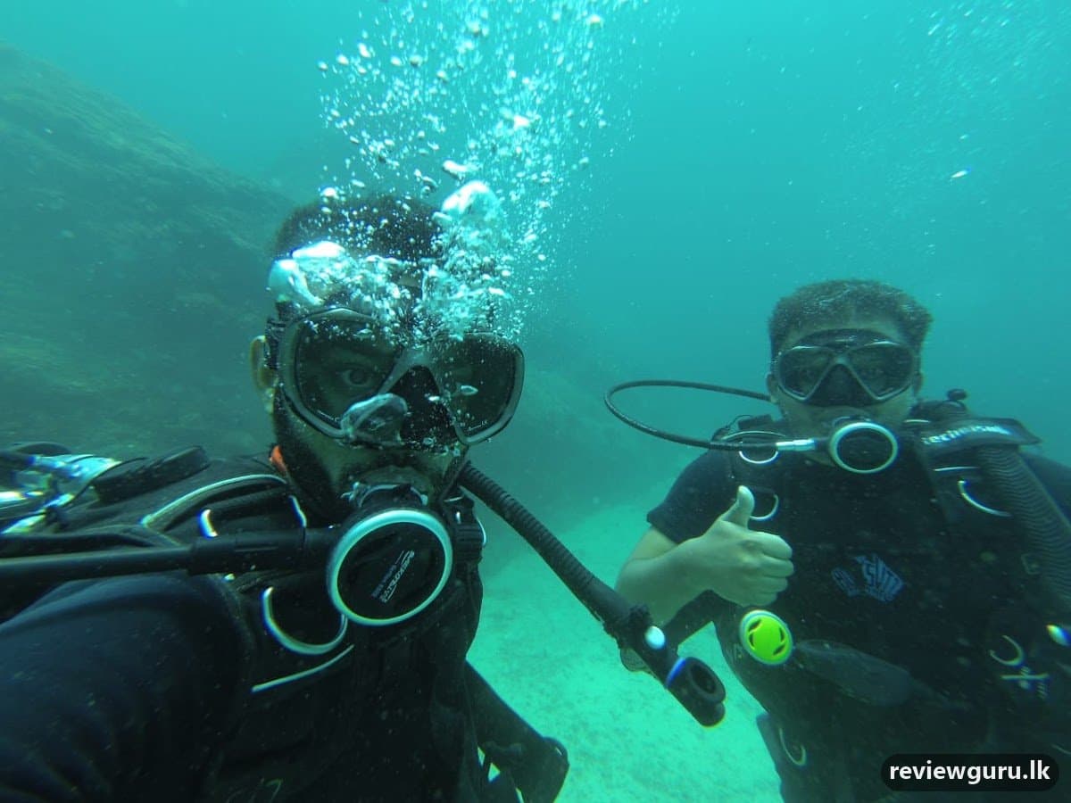 Epic Ocean Adventures PADI 5* IDC DIVE RESORT S-27241 Sri Lanka