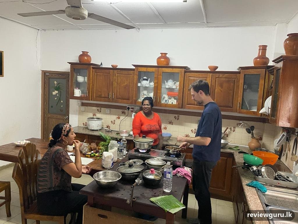 Lucky Fort Restaurant And Cooking Class And Boat Rides