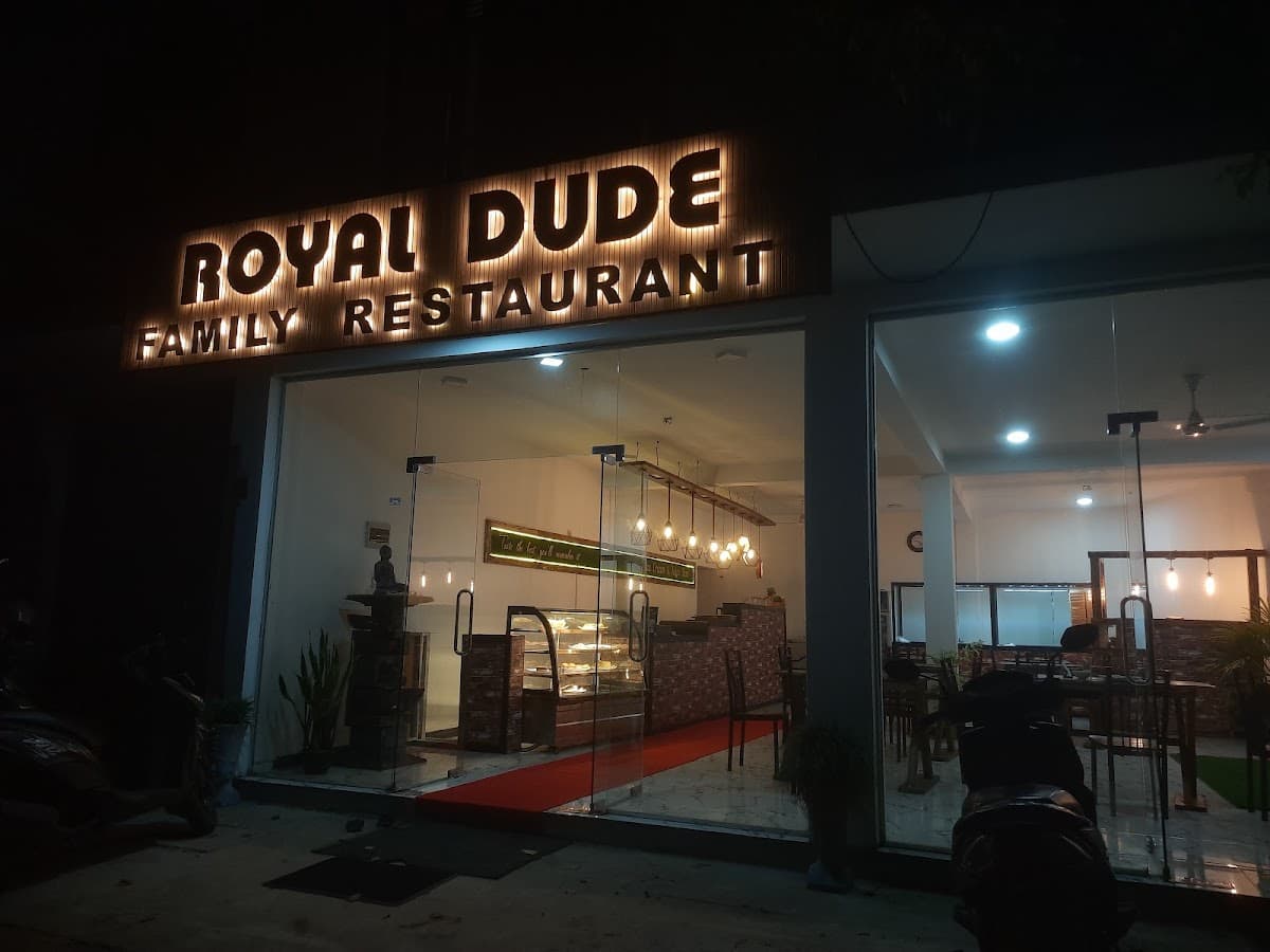 Royal Dude Family Restaurant