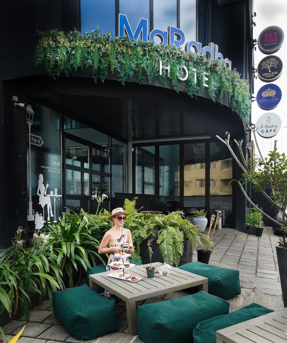 A Healing Café - MaRadha Colombo