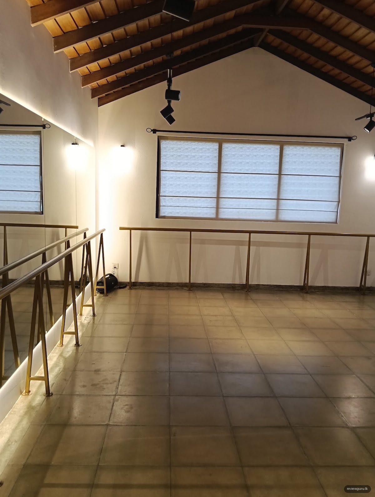 Barressential Battaramulla