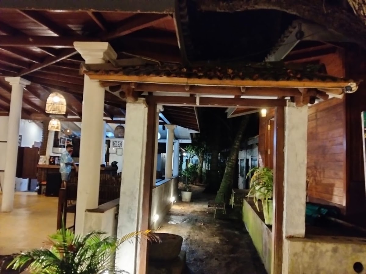 Bee Hana - Grecha Ayurvedic Spa