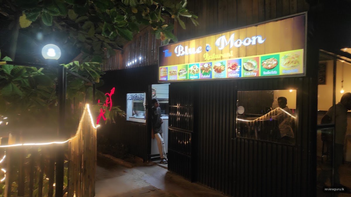 Blue Moon Restaurant Kalmunai