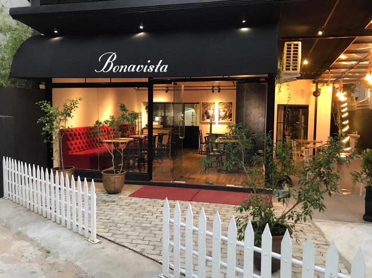 Bonavista Colombo | Best BYOB Restaurant & Karaoke Lounge