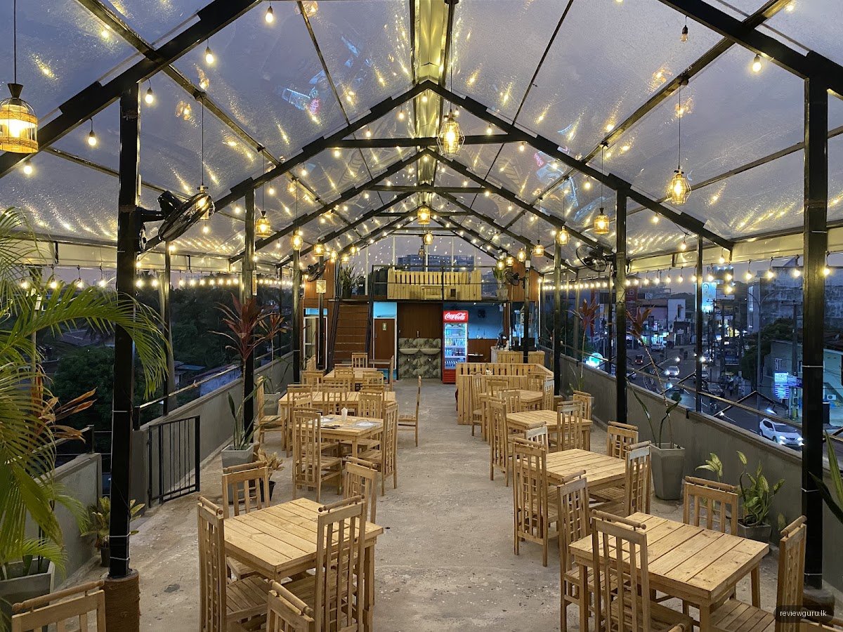 Bottle & Breeze Restaurant