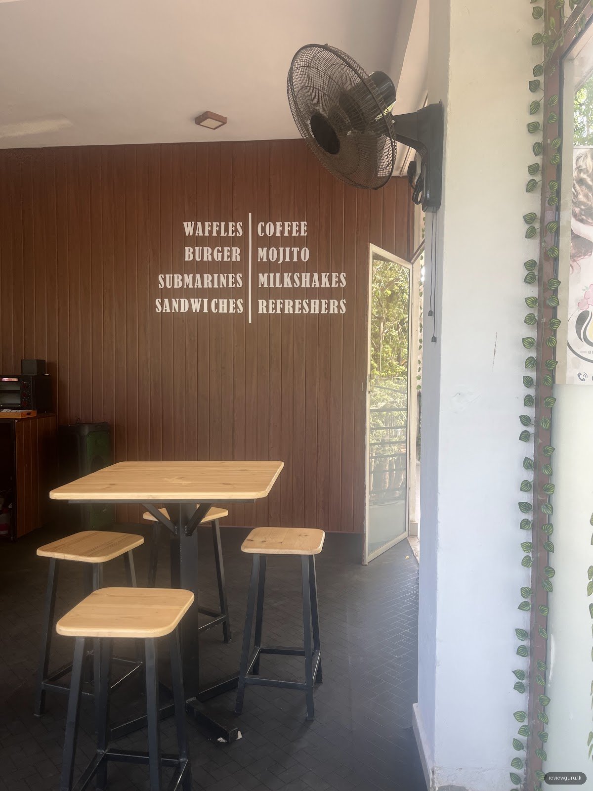 Cafe Scenario