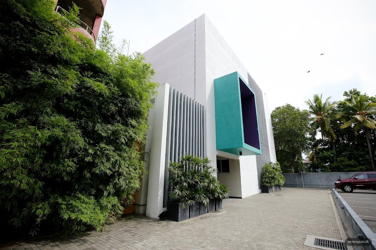 Ceylinco Cancer Center
