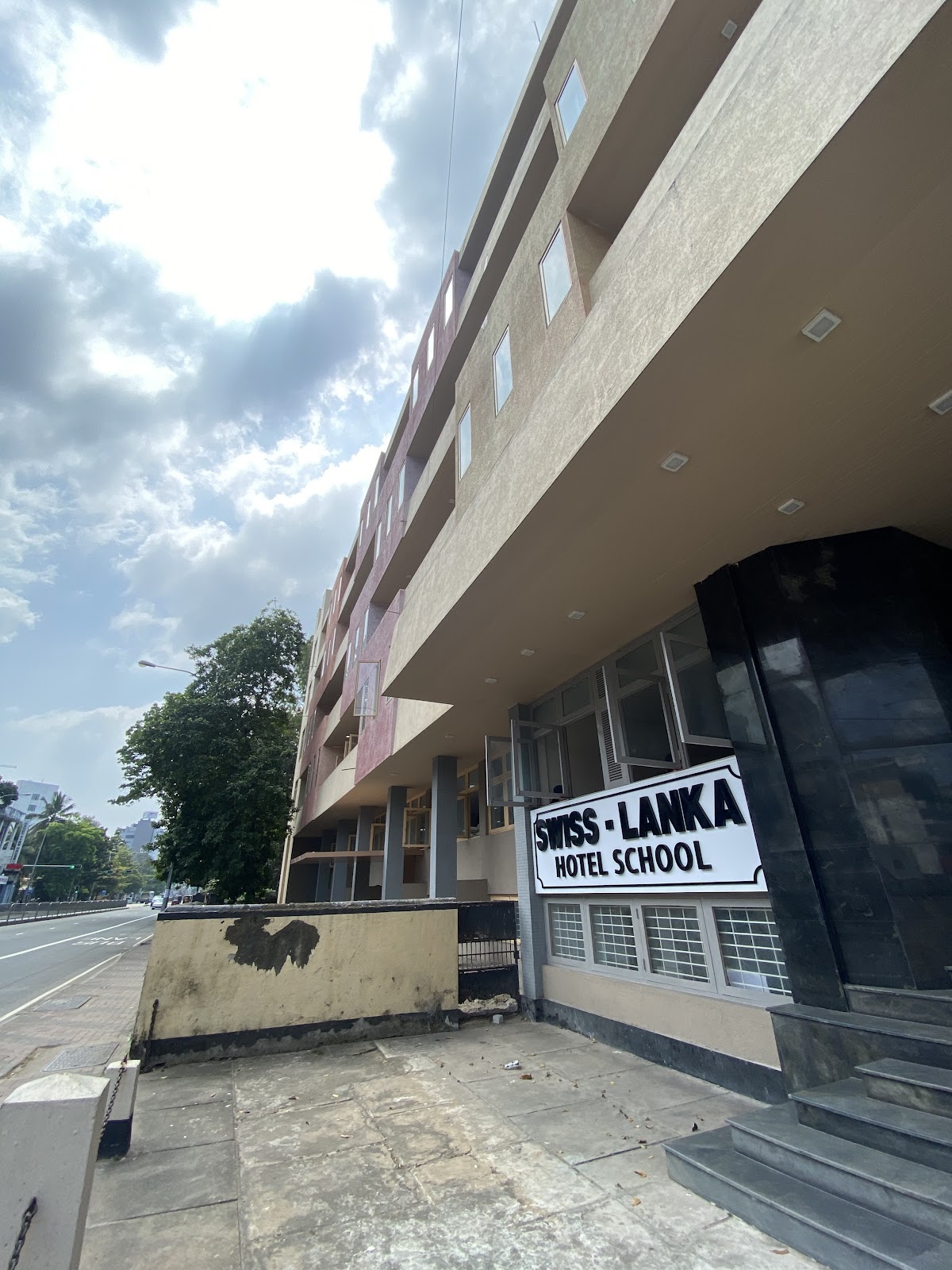 Colombo International Hotel School