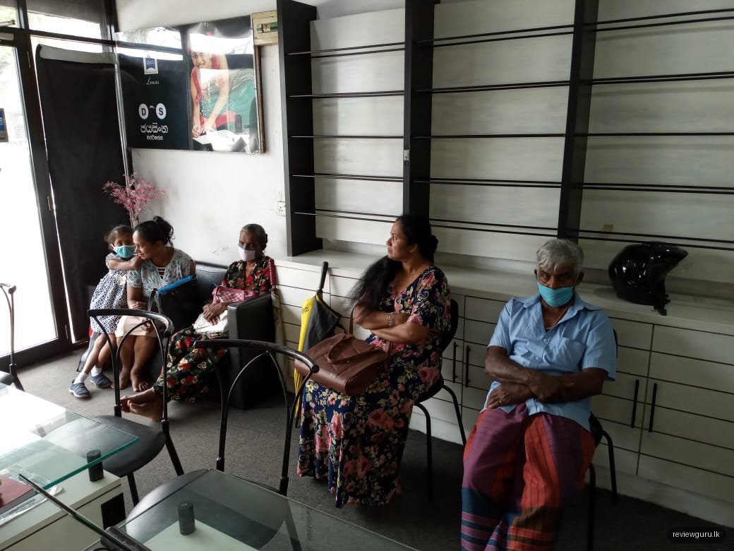 D.S. Jayasinghe Opticians