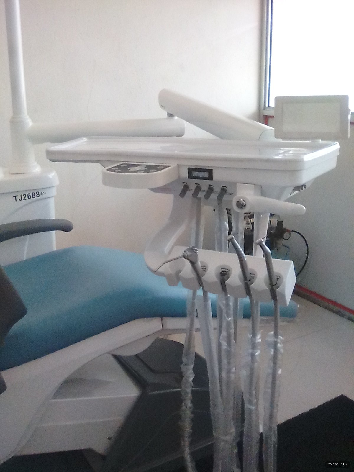 Dental clinic, Horana Road, Panadura.