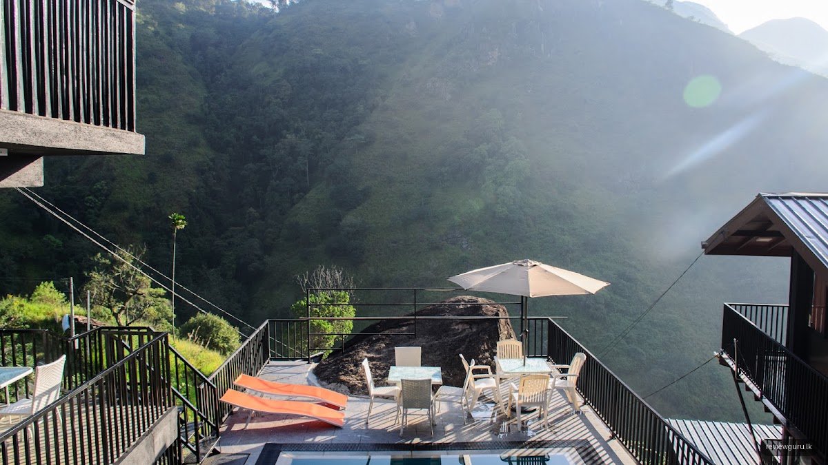 Ella Deck Resort