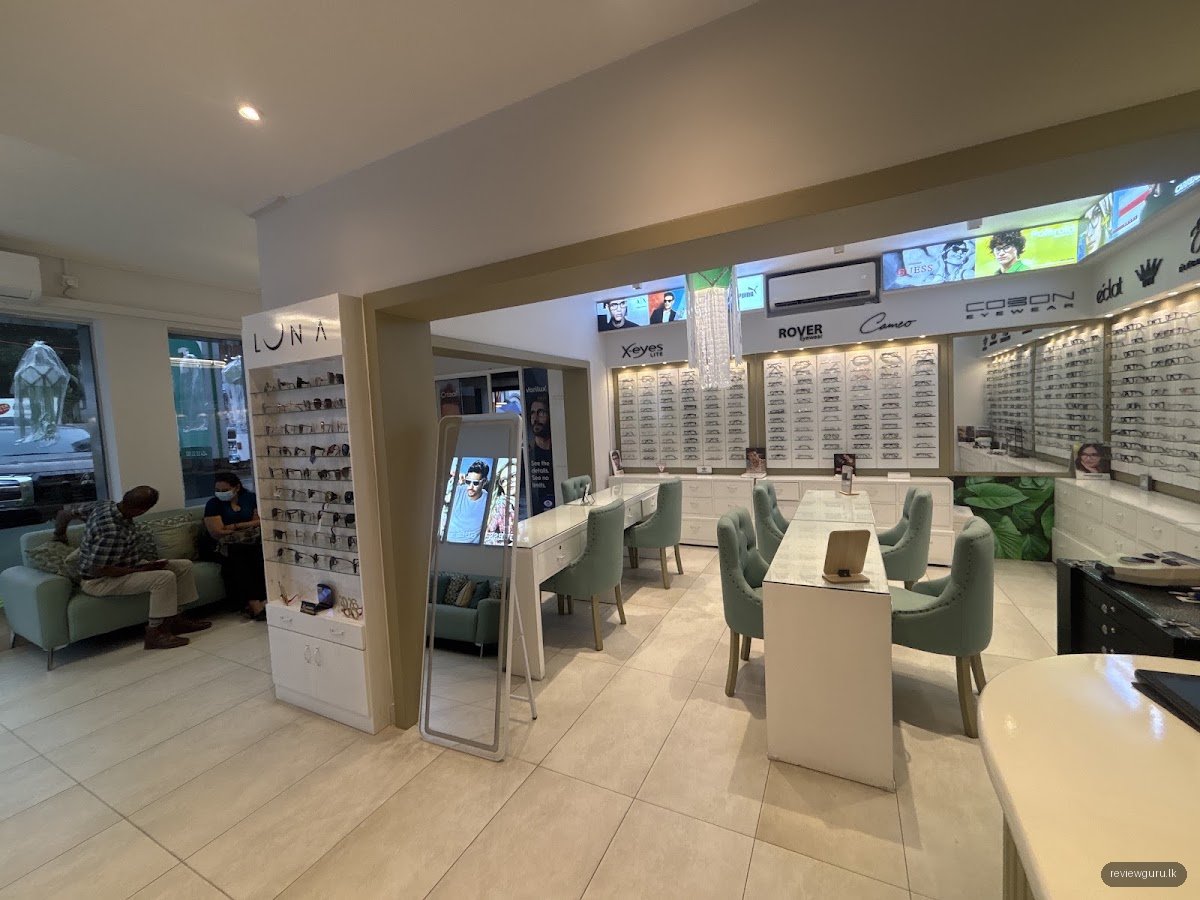 Eyesavers (Pvt) Ltd By A A Samarasinghe Optometrists