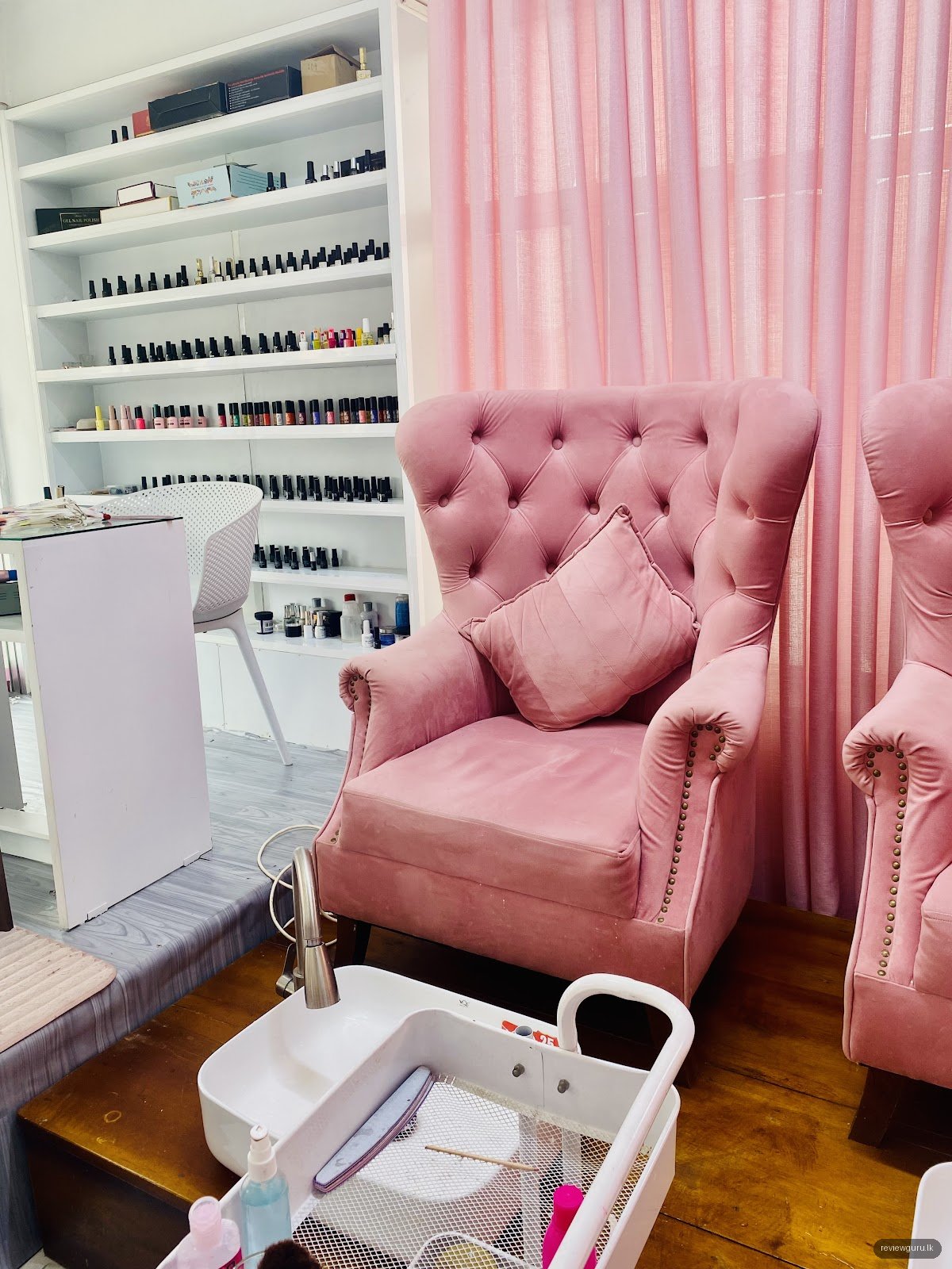 Grisell Nails & wax bar salon