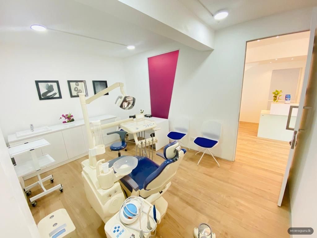 Lush Dental Clinic - Battaramulla