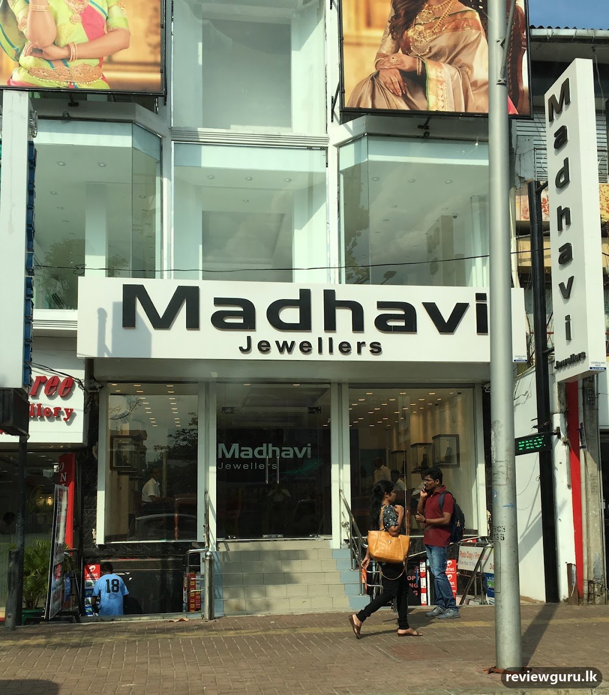 Madhavi Jewellers - Wellawatte