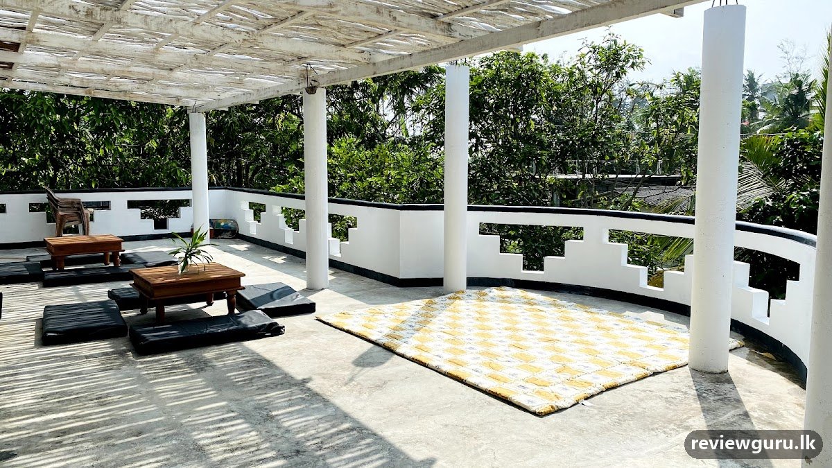 Madiha Surf House Lanka