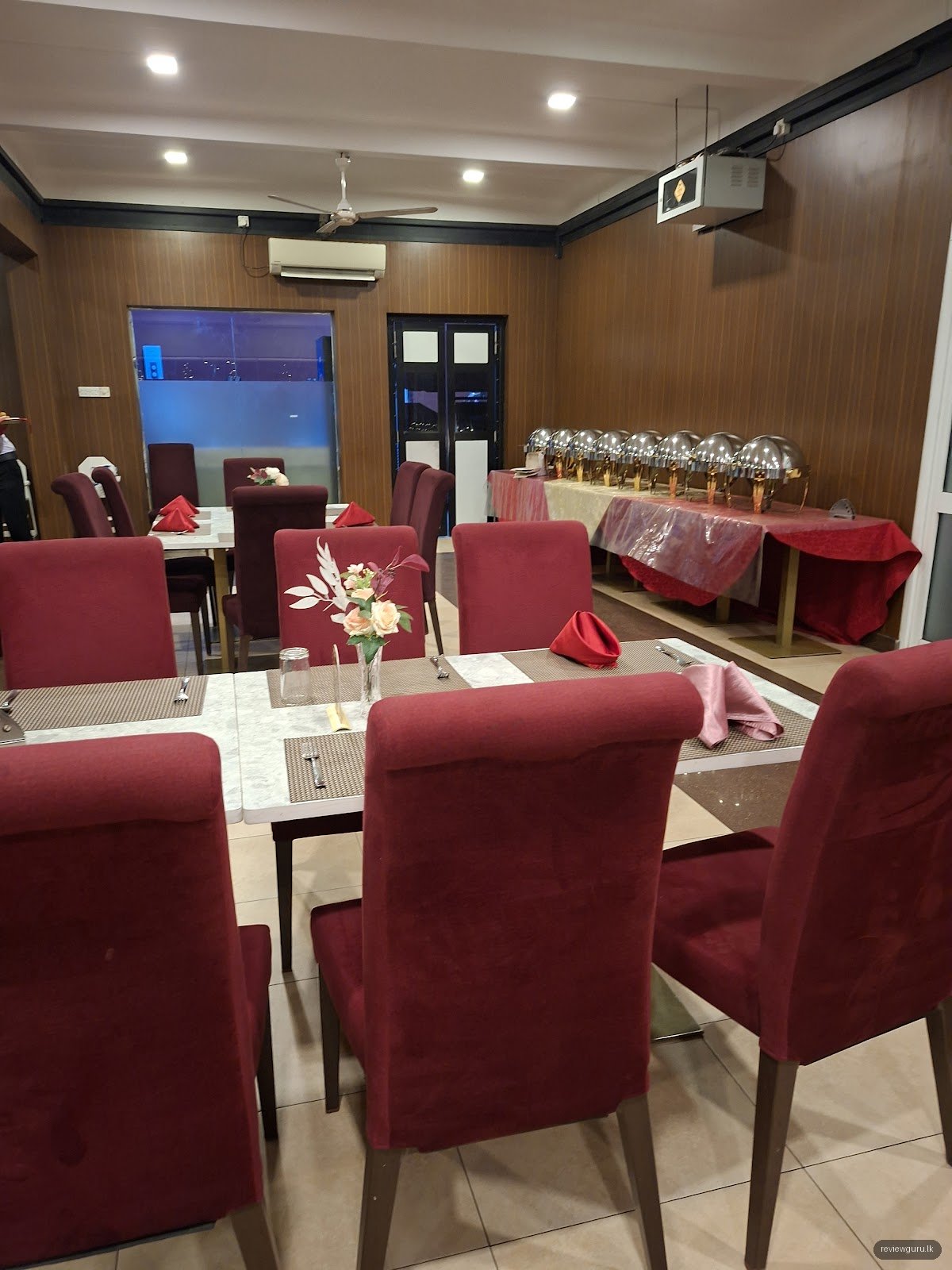 Maharaja Restaurant