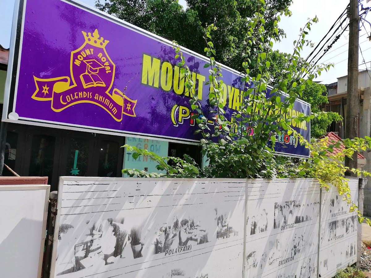 Mount Royal International School