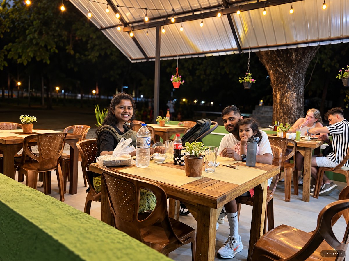 Piyassa Restaurant - පියස්ස රෙස්ටුරන්ට්