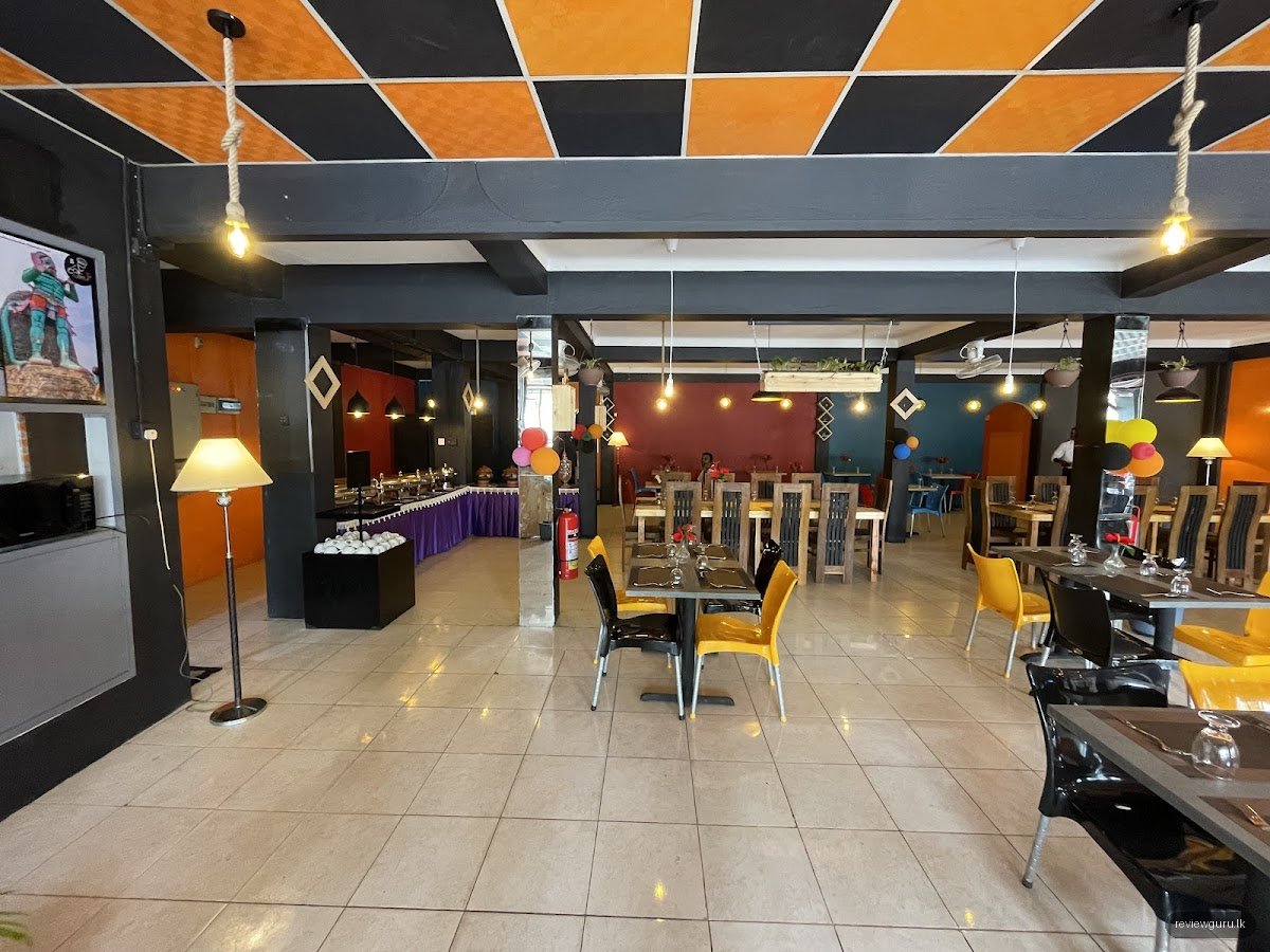 Saffron Hotel & Restaurant