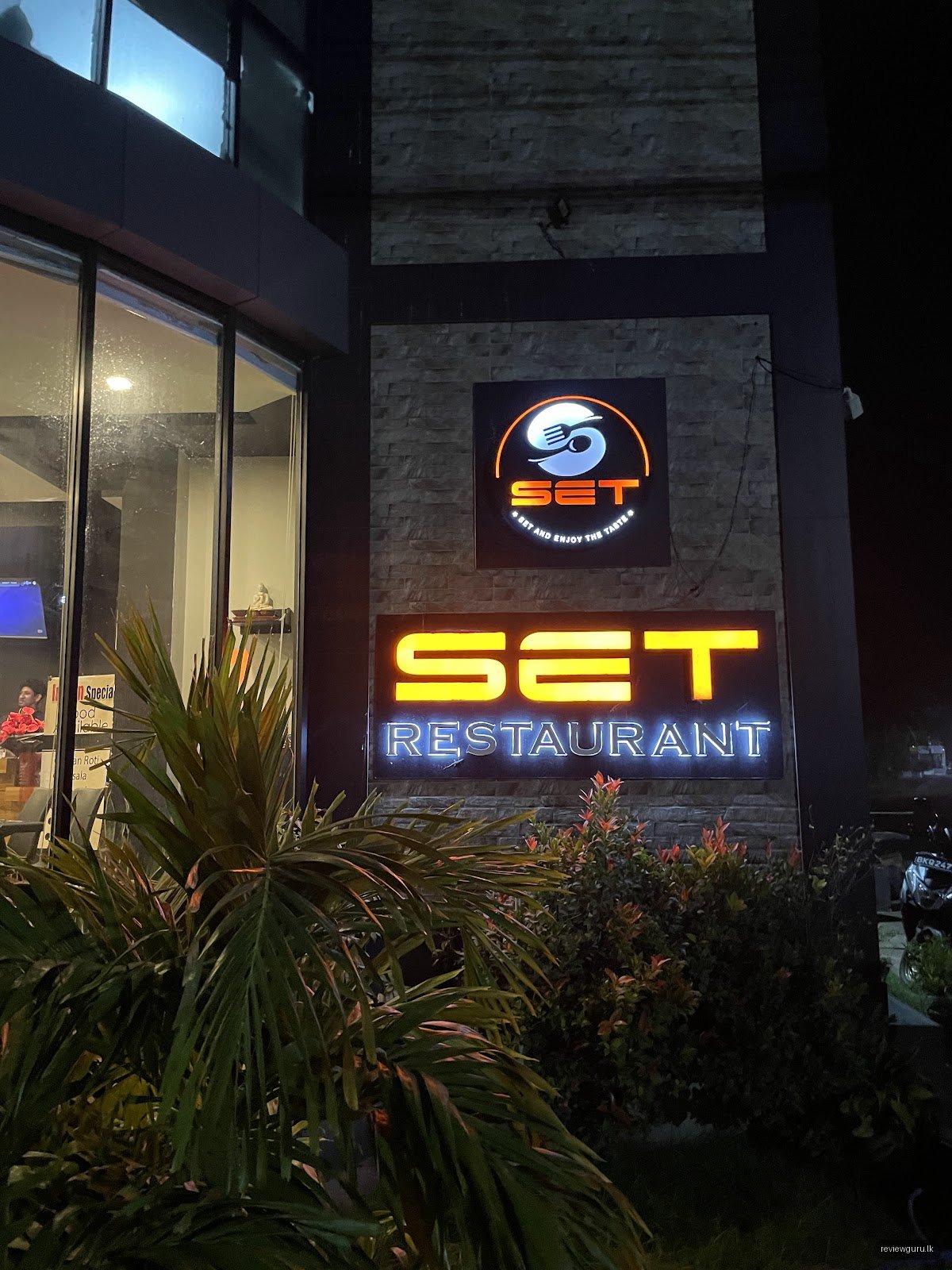 SET Indian Restaurant