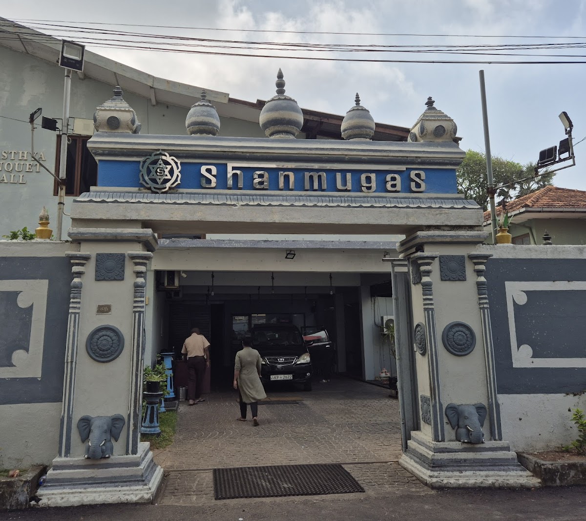 Shanmugas