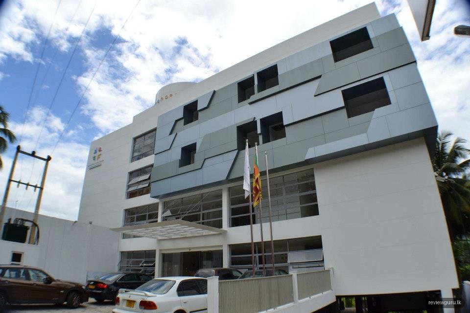 Singhe Hospitals PLC - Ratnapura