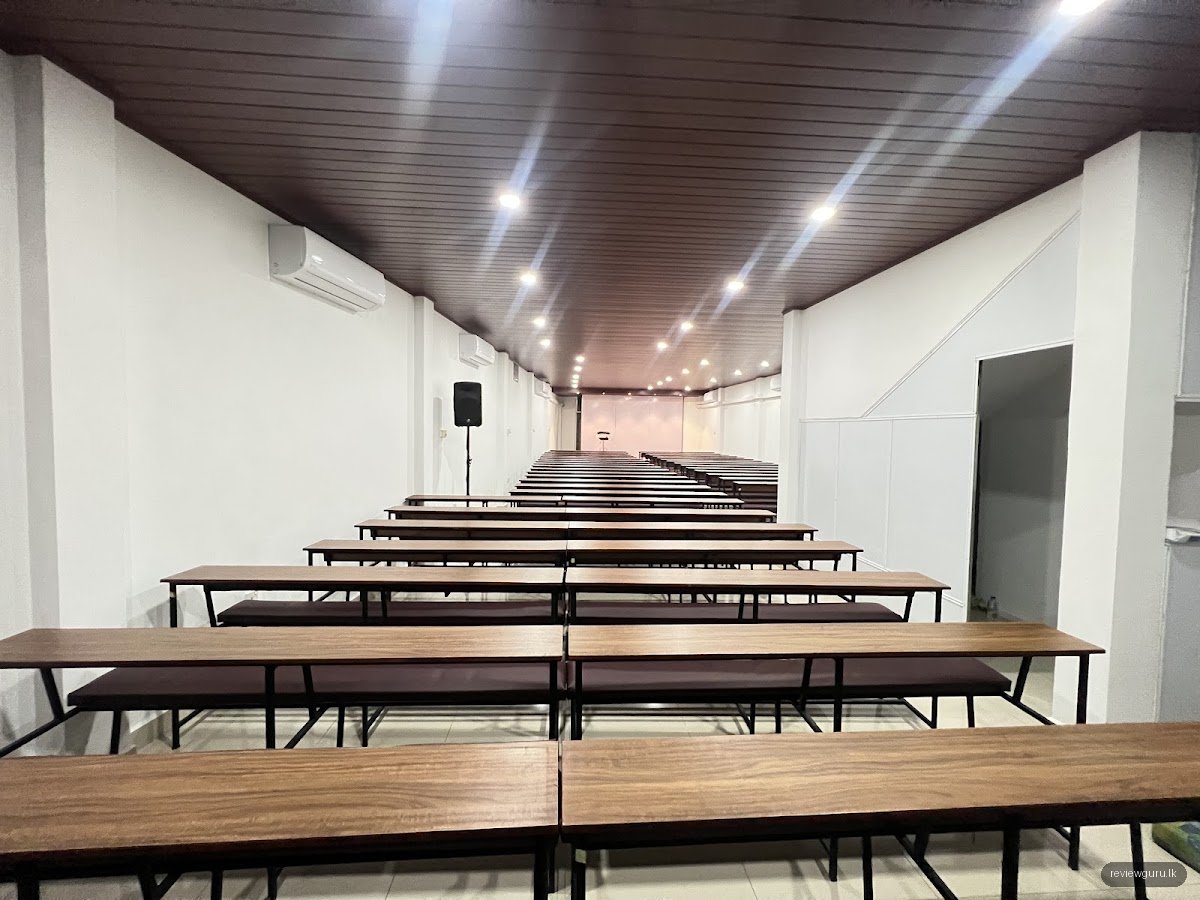 සියැස් Siyas Academy Of Science Education
