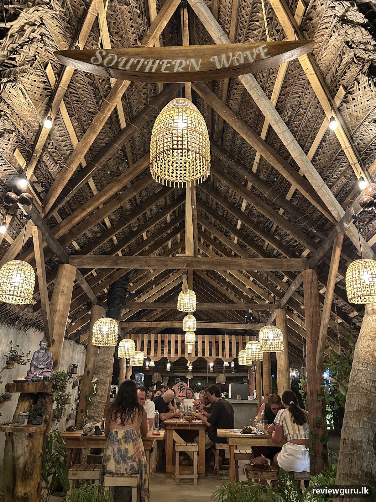 Southern Wave Restaurant