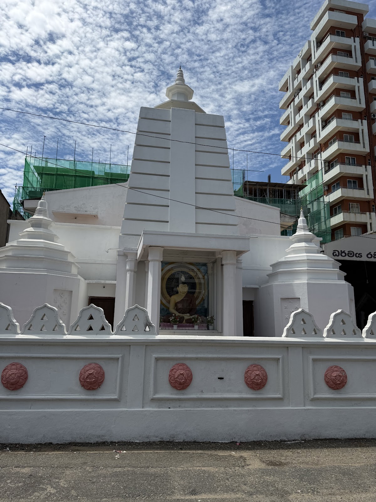 Sri Lanka Budget private Tours & Tour Guide