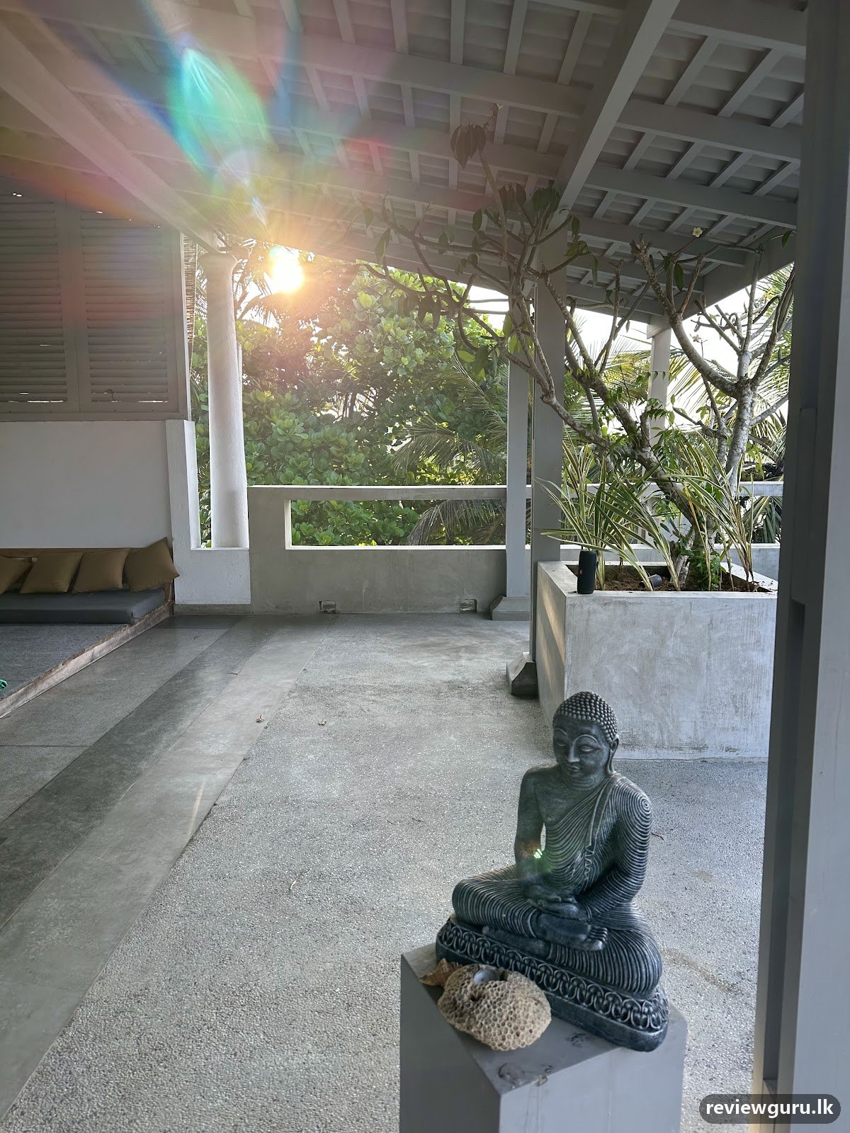 Surf Spirit Beach Lodge