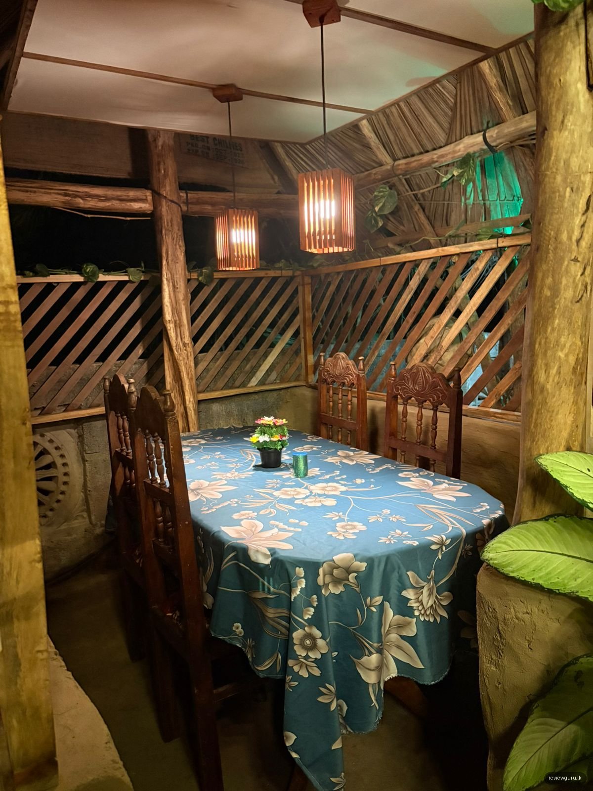 Tango Pearl Restaurant