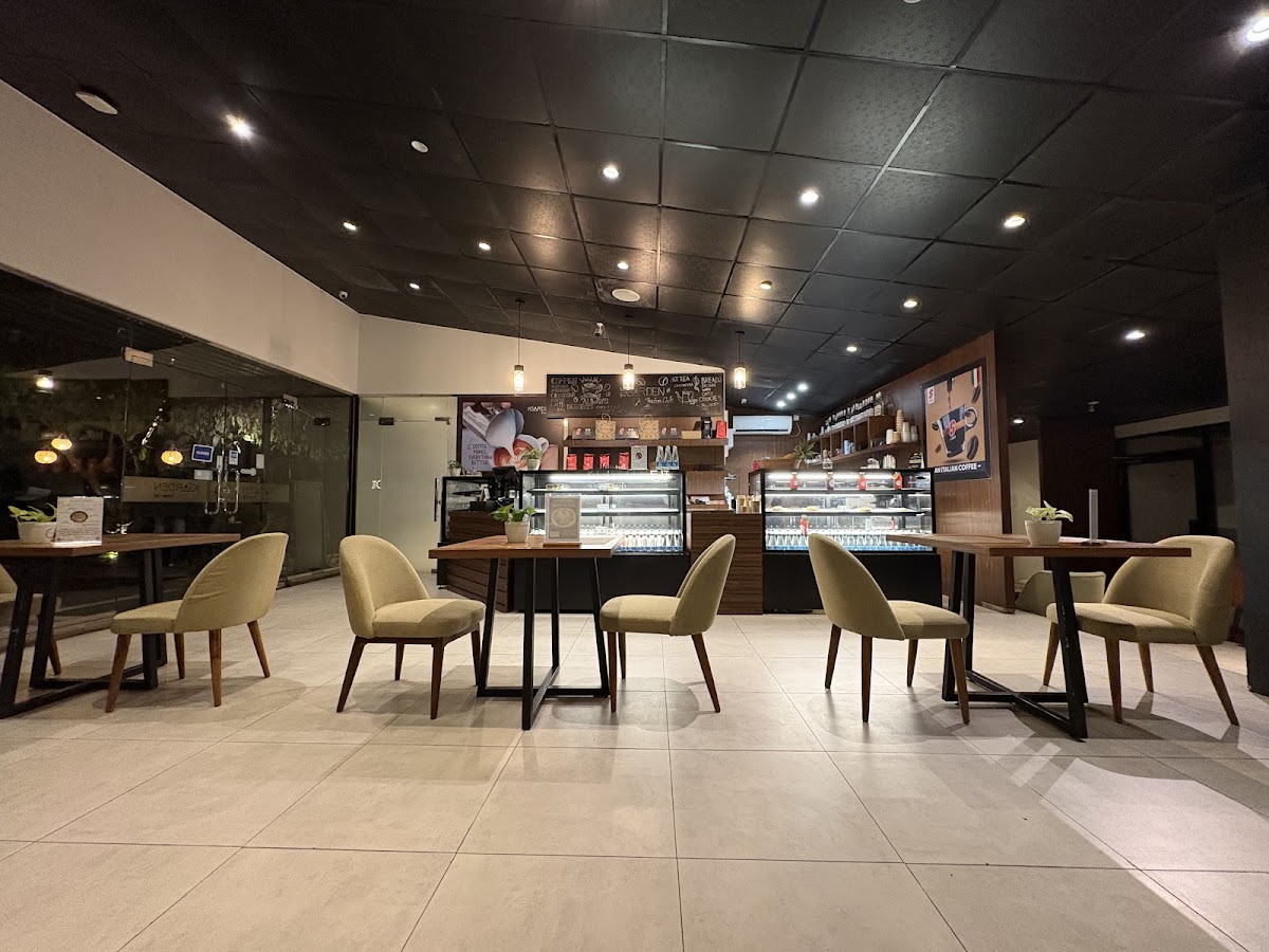 The Garden - Fusion Cafe