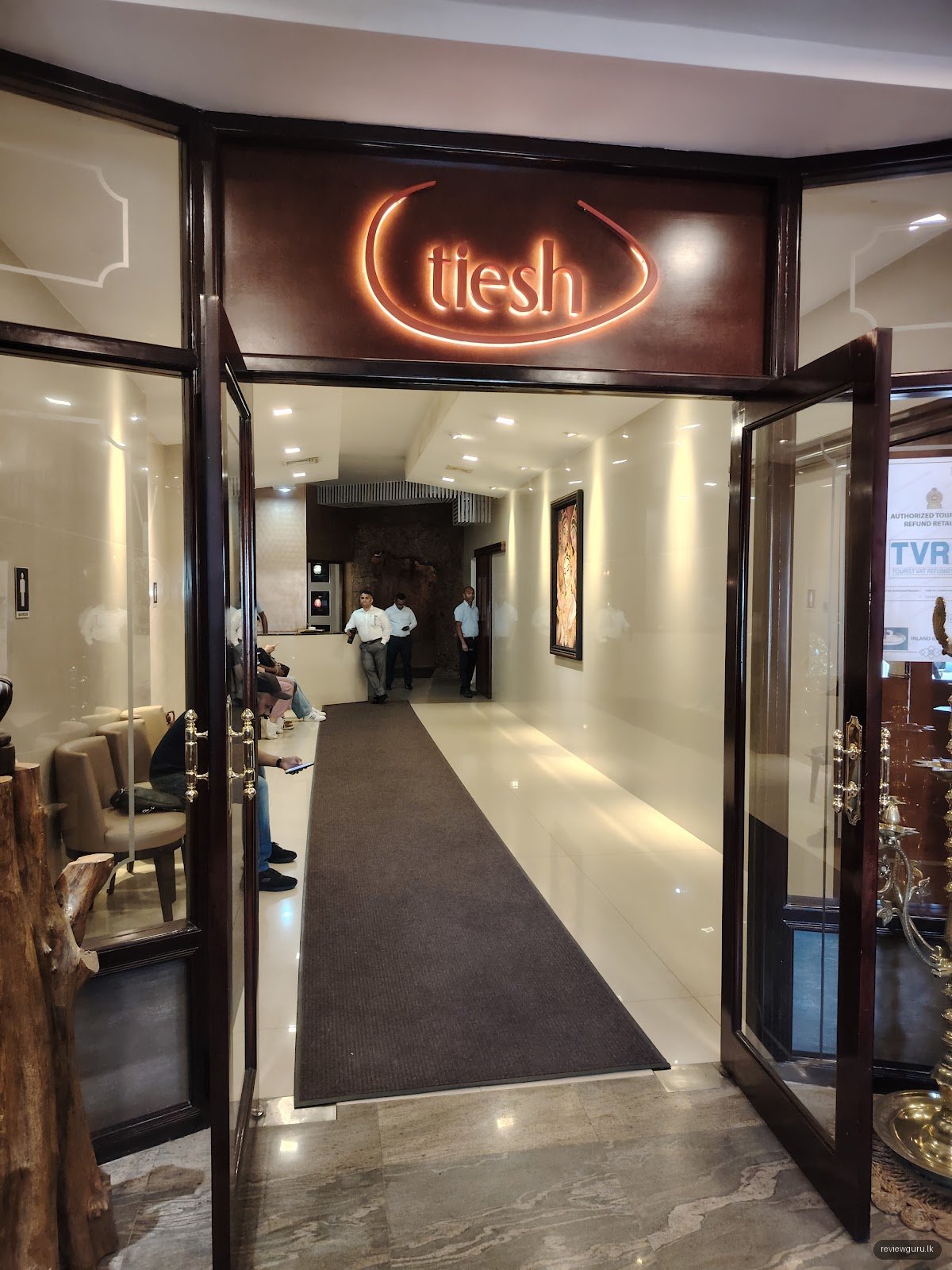 Tiesh by Lakmini Kandy (Pvt) Ltd
