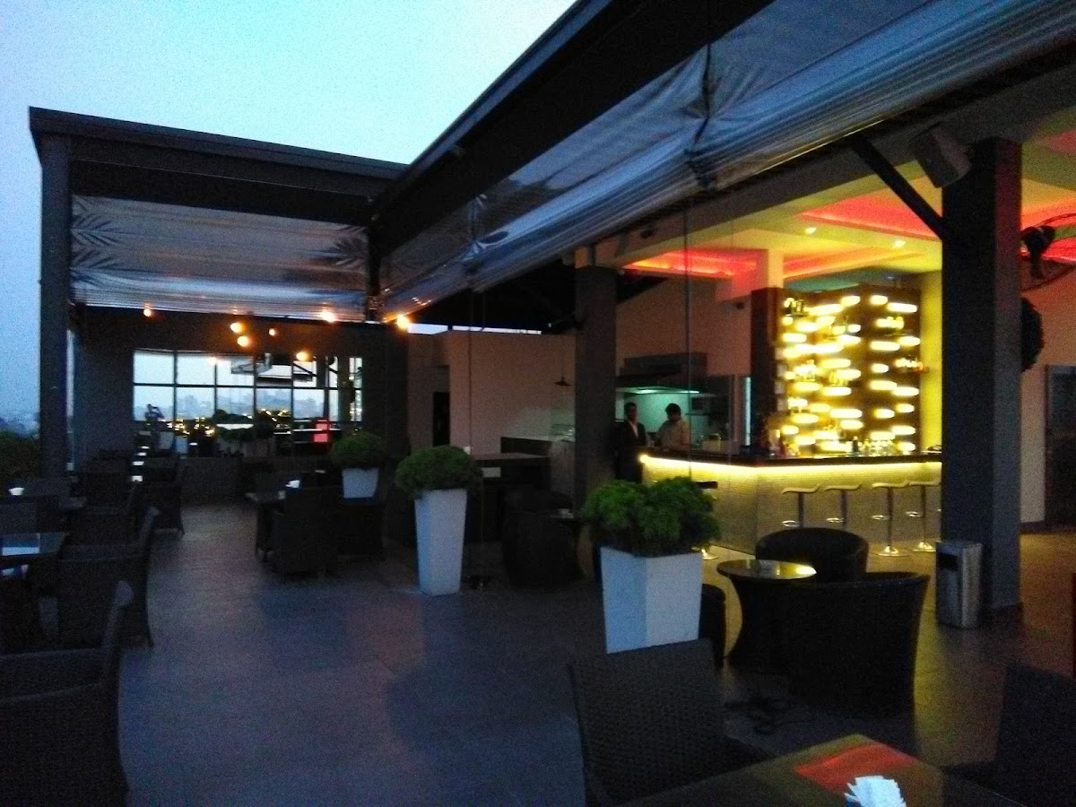 Vu Resto-Bar