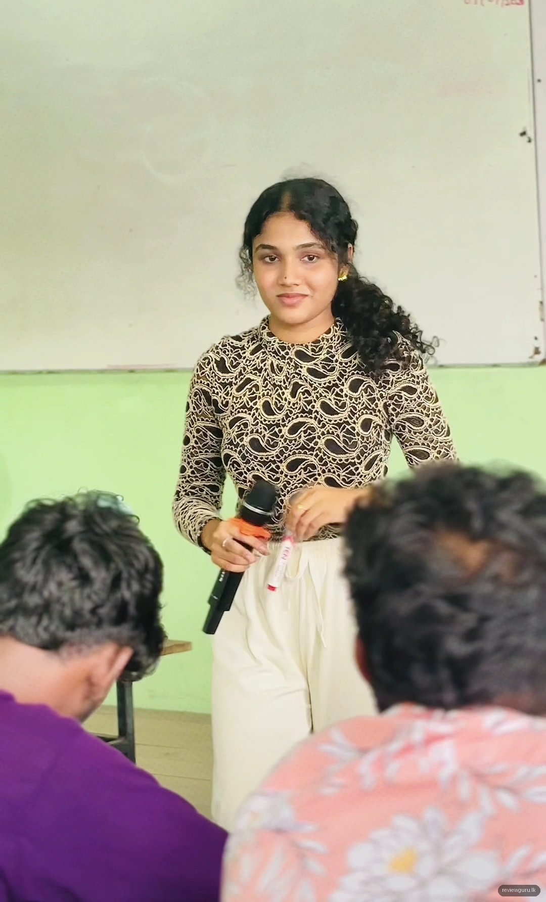 Young English Academy - Negombo